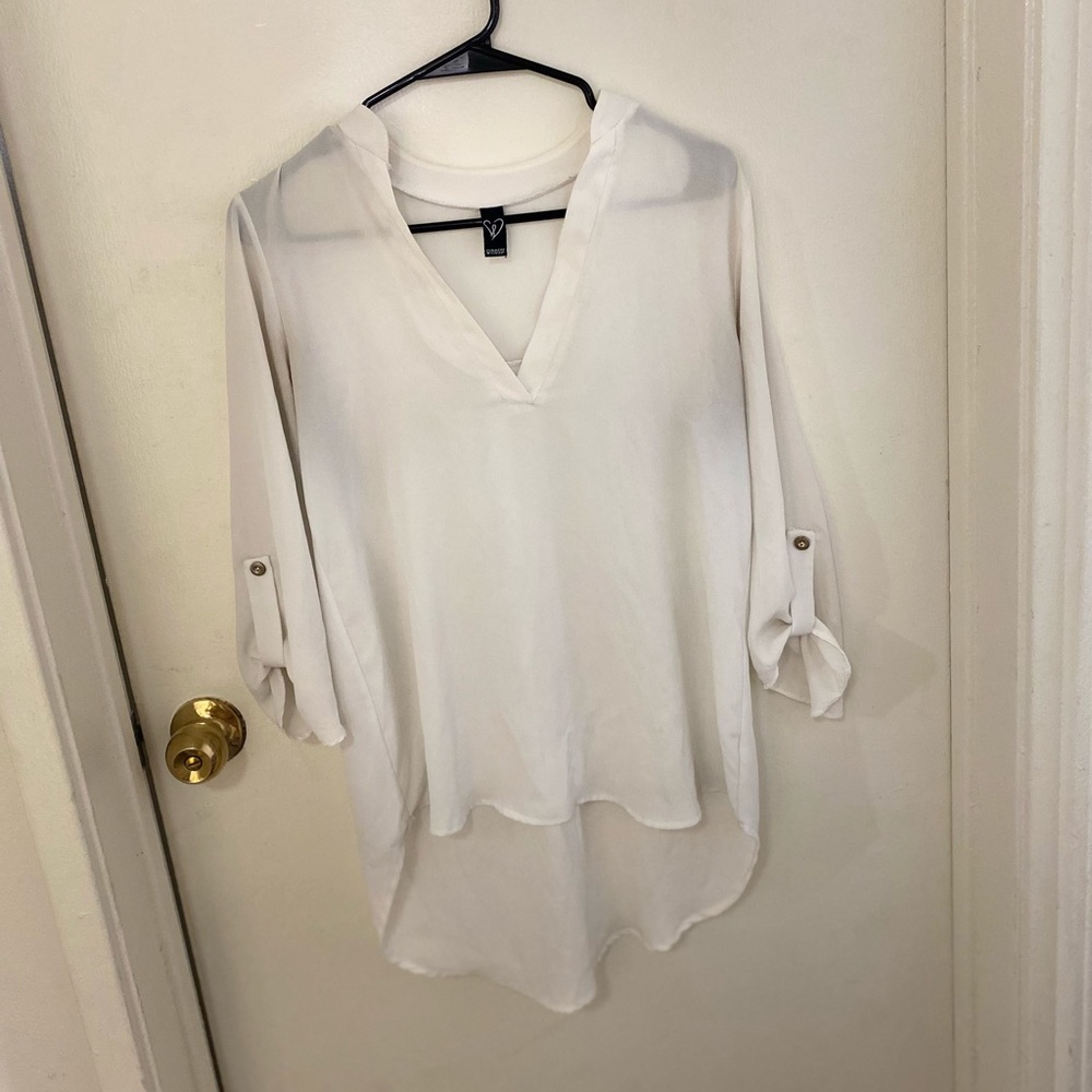Windsor white- small- sheer fabric top